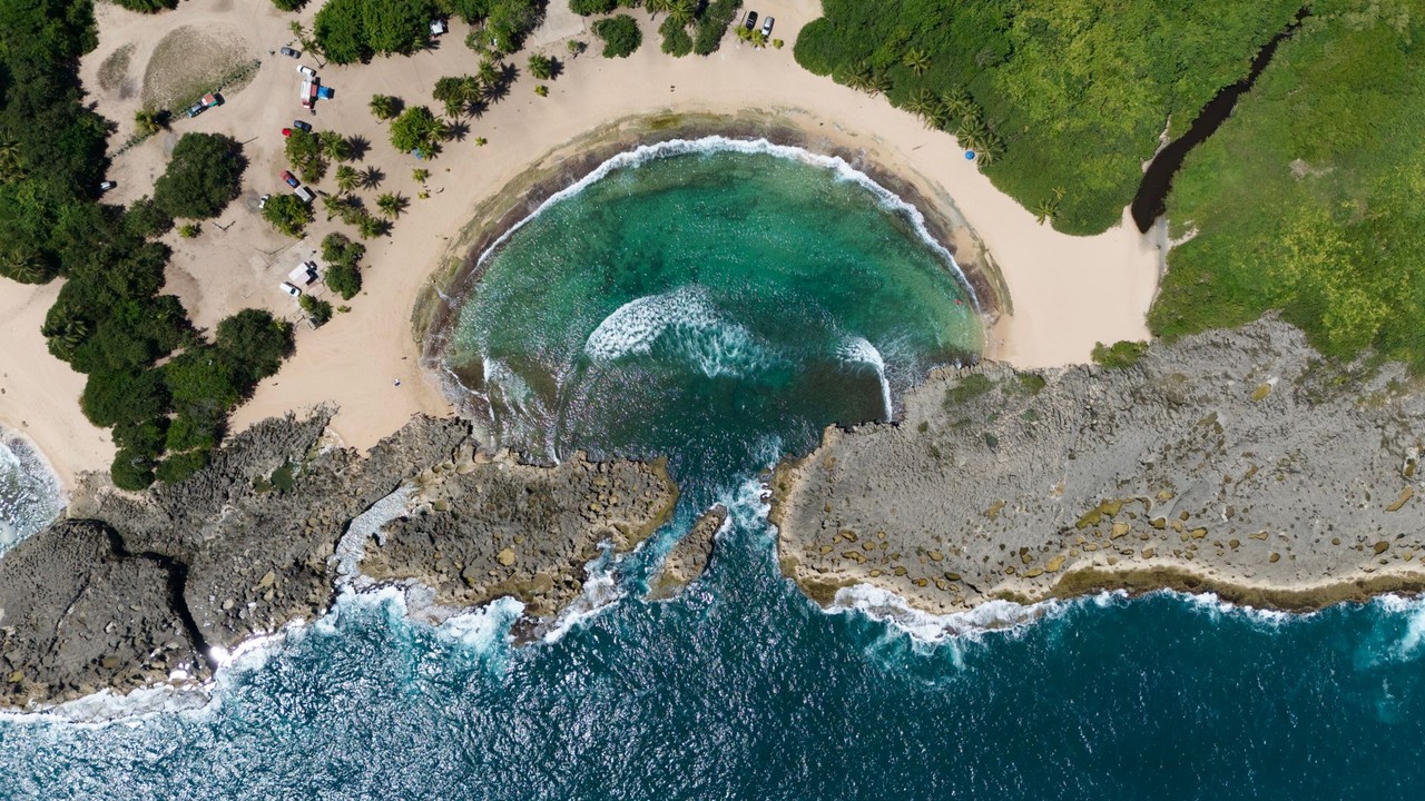 Caribbean eSIM 2026: Stay Connected Anywhere