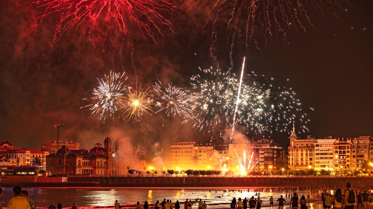 Stay Connected During La Mercè Festival Barcelona